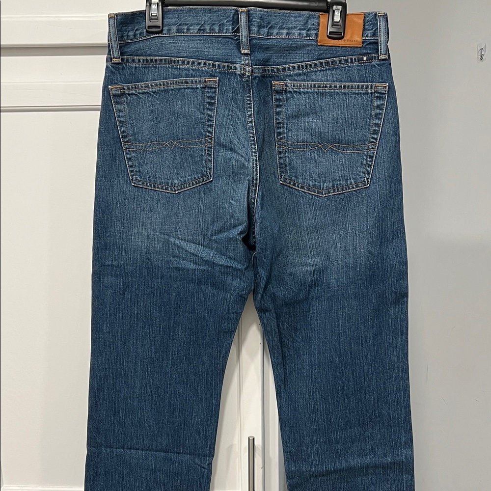 Levi's Classic Indigo Straight Jeans